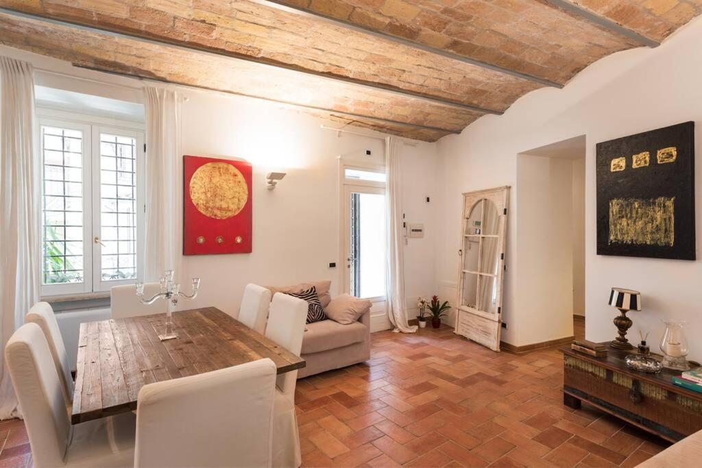 Lovely Colosseum Loft * Rom