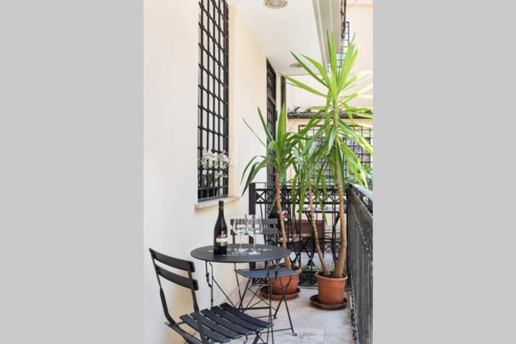 Lovely Colosseum Loft Apartment Rome